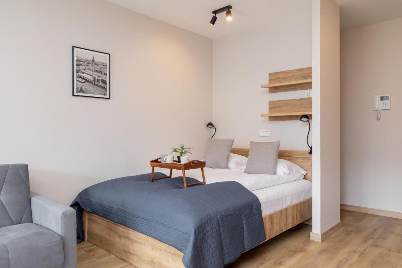 Beautiful Klimeckiego With Balcony By Renters * Krakau