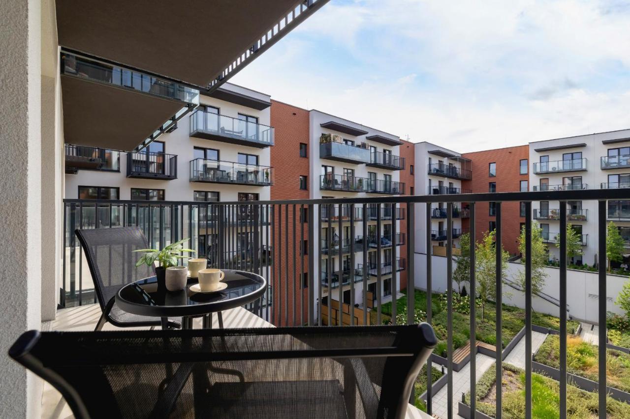 Apartment Beautiful Klimeckiego With Balcony By Renters Krakau